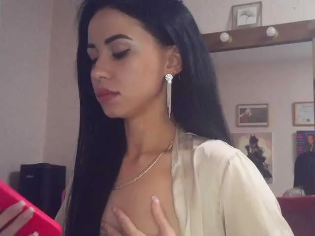 Live sex webcam photo for LiElizaveta #275600115