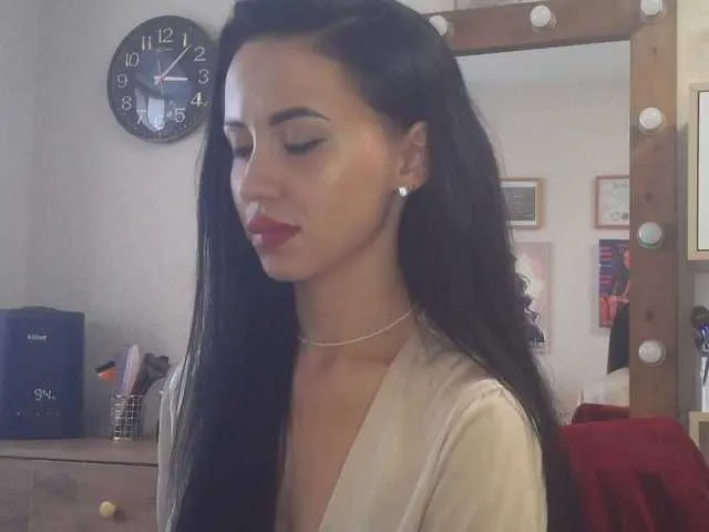 Live sex webcam photo for LiElizaveta #275902773