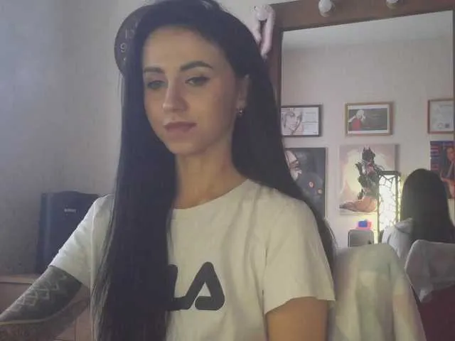 Live sex webcam photo for LiElizaveta #276100492