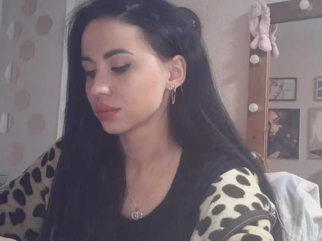 Live sex webcam photo for LiElizaveta #276300124