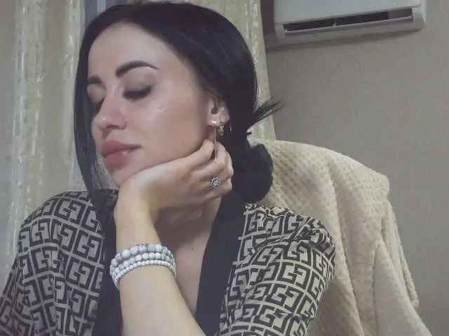 Live sex webcam photo for LiElizaveta #278033608