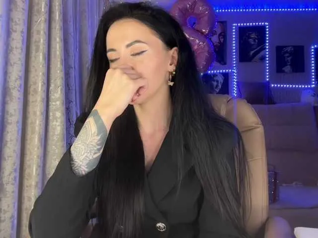 Live sex webcam photo for LiElizaveta #291005128