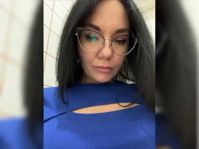 Live sex webcam photo for LiLCaTt #277861833