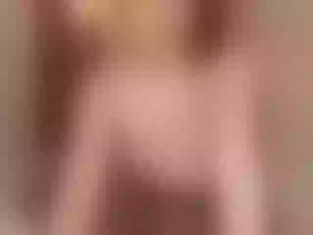 Live sex webcam photo for Lia-Mar #291195846