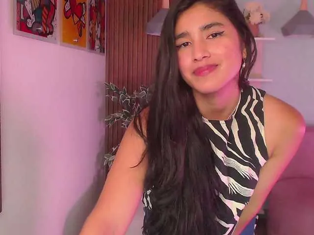 Live sex webcam photo for Lia-Mar #291266421