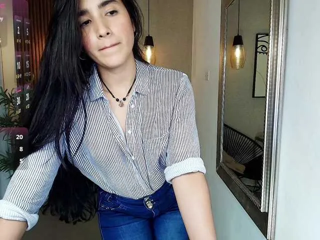 Live sex webcam photo for Lia-Mar #291610230