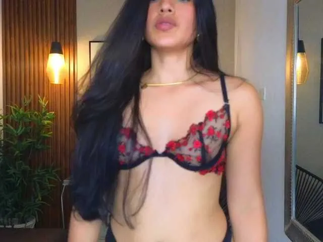 Live sex webcam photo for Lia-Mar #292092300