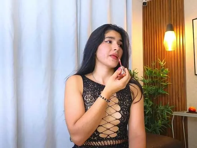 Live sex webcam photo for Lia-Mar #292229710
