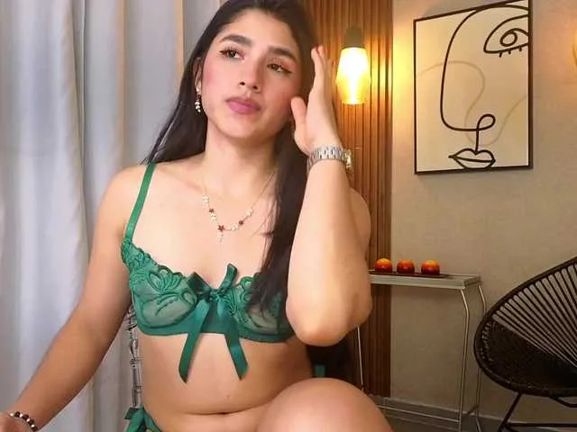 Live sex webcam photo for Lia-Mar #292372839