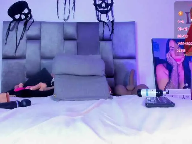 Live sex webcam photo for Lia-johnsonn #292083402