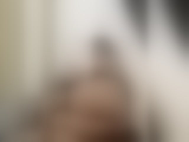 Live sex webcam photo for LiaBahamon #294140444