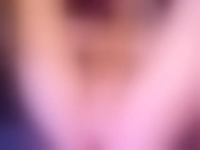 Live sex webcam photo for LiaCromwell #288052999