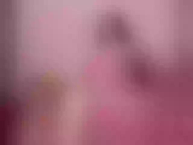 Live sex webcam photo for LiaCromwell #288053059