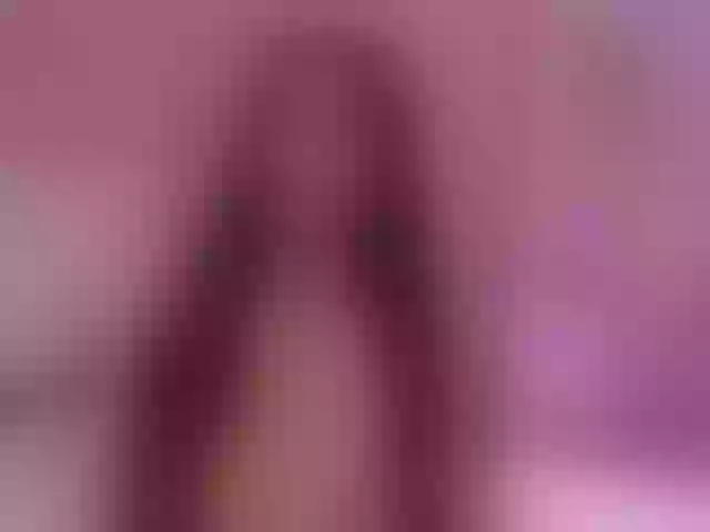 Live sex webcam photo for LiaCromwell #288053100