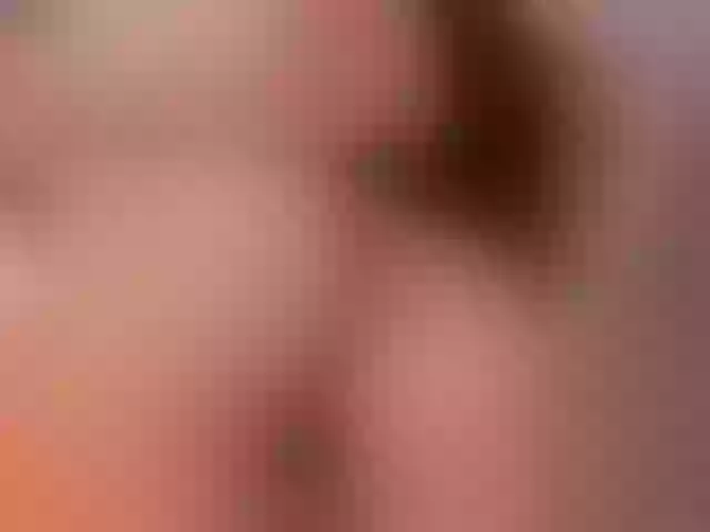 Live sex webcam photo for LiaCromwell #288053118