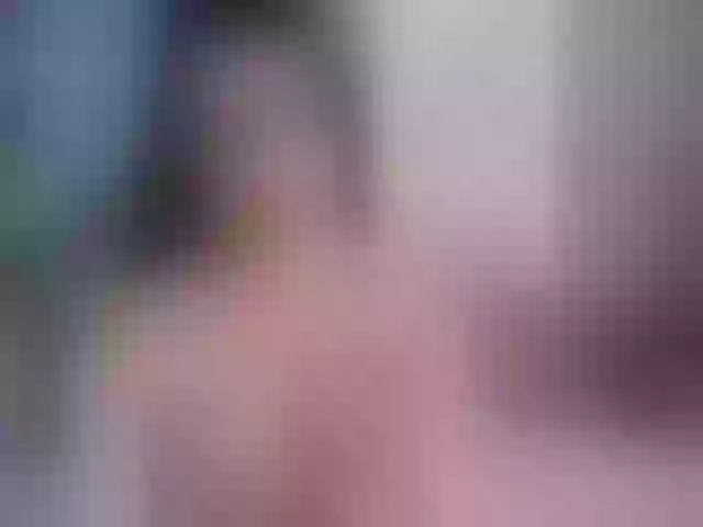Live sex webcam photo for LiaPearce #288041744