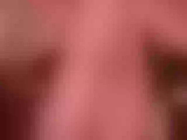Live sex webcam photo for LiaPearce #288041857
