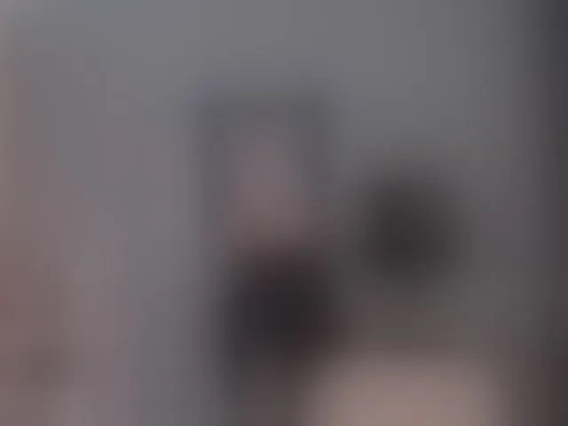 Live sex webcam photo for LiaPearce #293094885