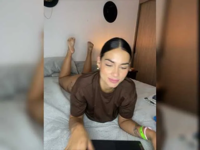 Live sex webcam photo for LiaSummer-mml #277388322