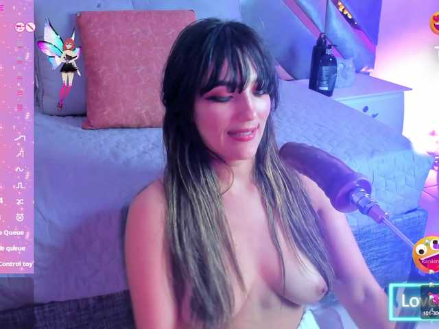 Live sex webcam photo for LiaaGenner #291344511