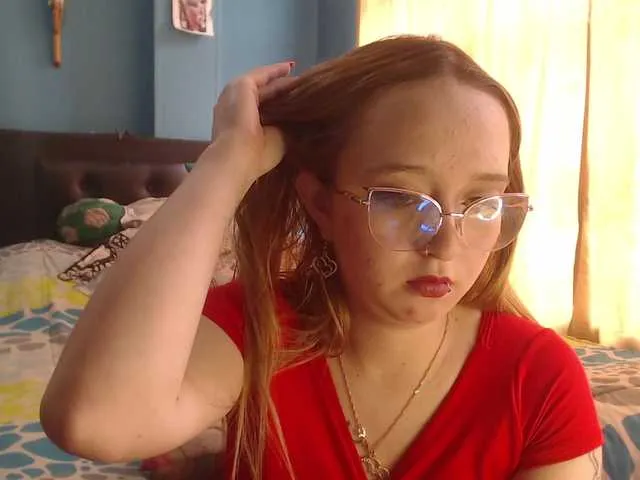 Live sex webcam photo for LiaaRoberts #290821785
