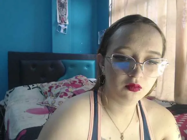 Live sex webcam photo for LiaaRoberts #291144525