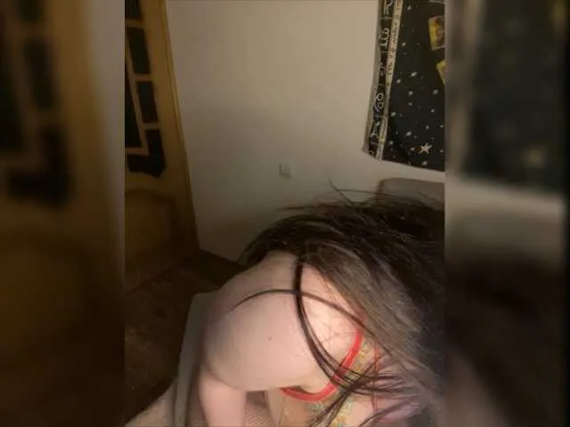 Live sex webcam photo for LiahSweete #277154785