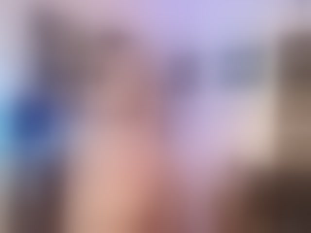 Live sex webcam photo for LiamRochi #294003448