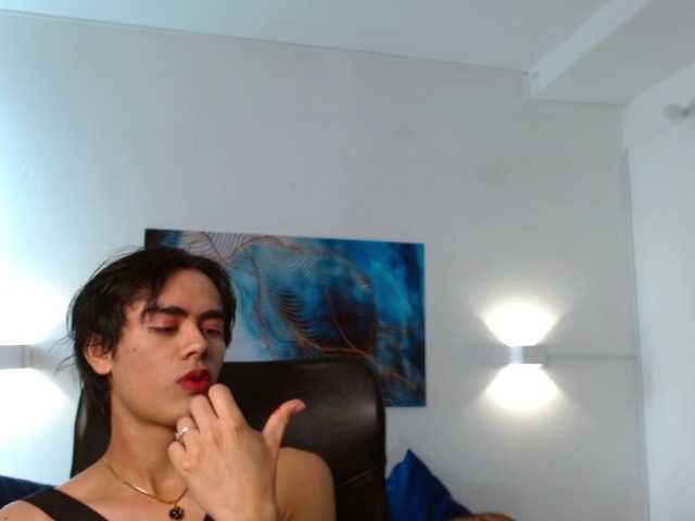 Live sex webcam photo for LiamTaylor #276362598