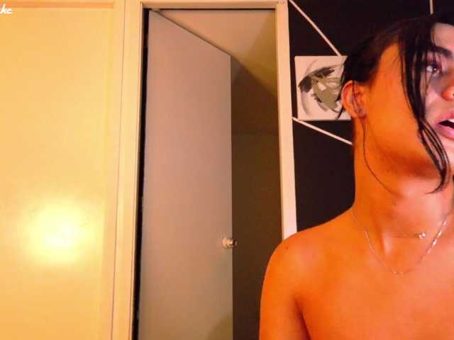 Live sex webcam photo for LiamTaylor #290768227