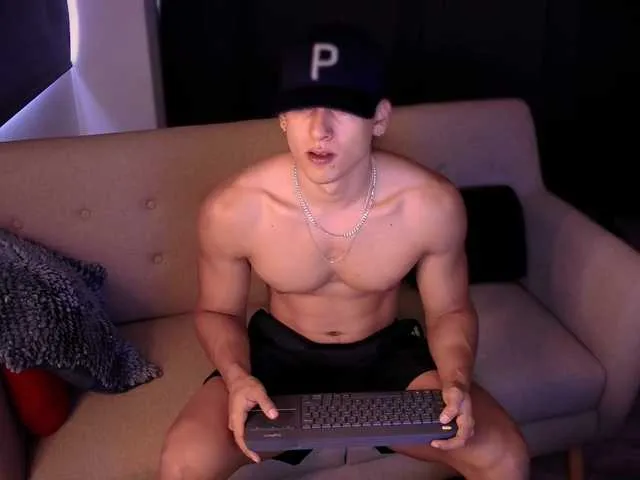 Live sex webcam photo for LiamVolkov #291271884