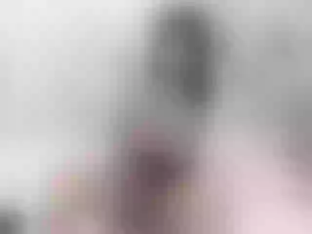 Live sex webcam photo for LianaYun #275342492