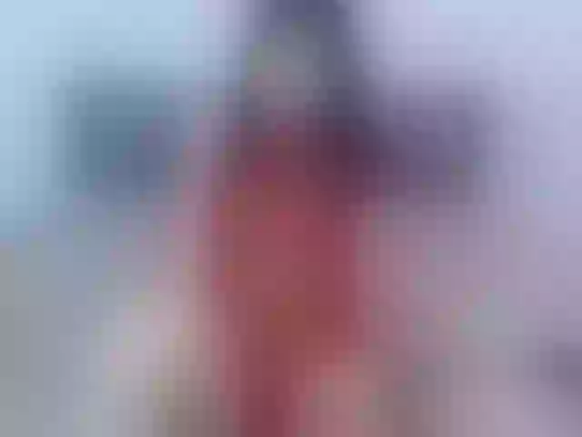 Live sex webcam photo for LianaYun #276294633