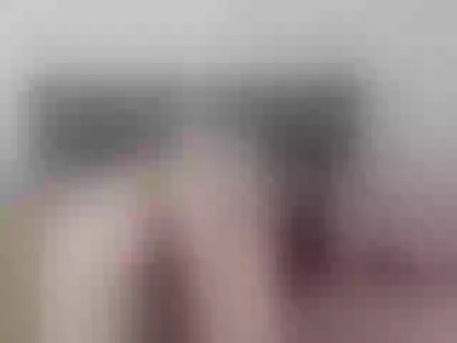 Live sex webcam photo for LianaYun #276491739