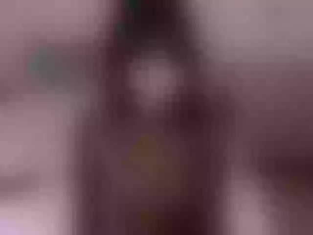 Live sex webcam photo for LianaYun #291300289