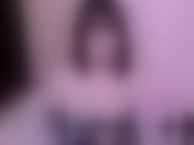 Live sex webcam photo for LianaYun #292632213