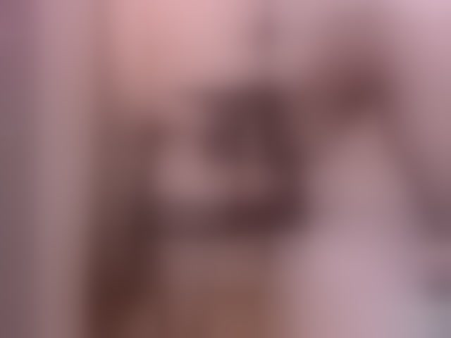 Live sex webcam photo for LianaYun #294217135