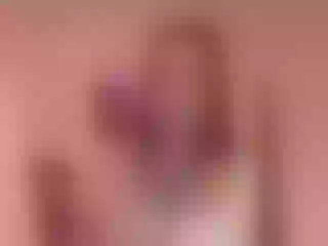 Live sex webcam photo for Lianna #291982758