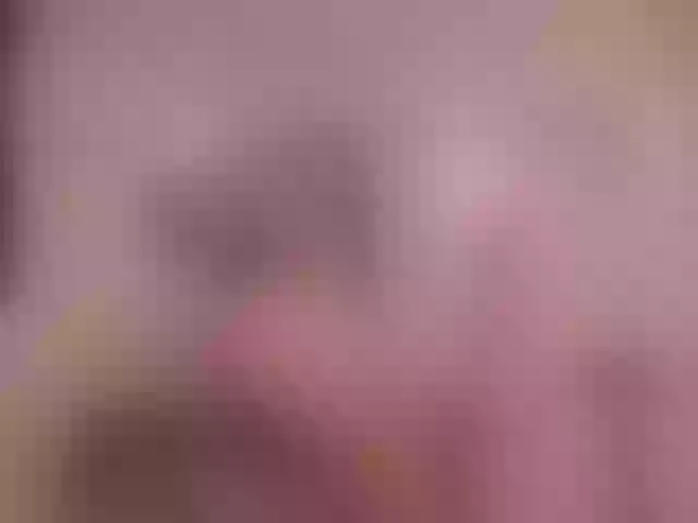 Live sex webcam photo for LianneRougue #272351061