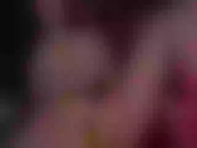 Live sex webcam photo for LianneRougue #290291247