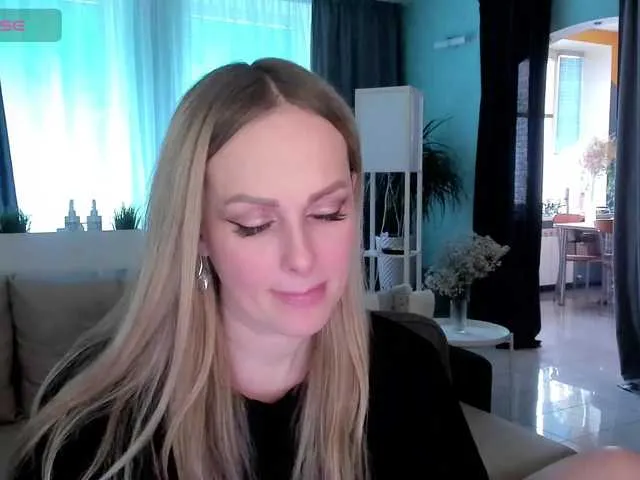 Live sex webcam photo for LibbyNora #290494169