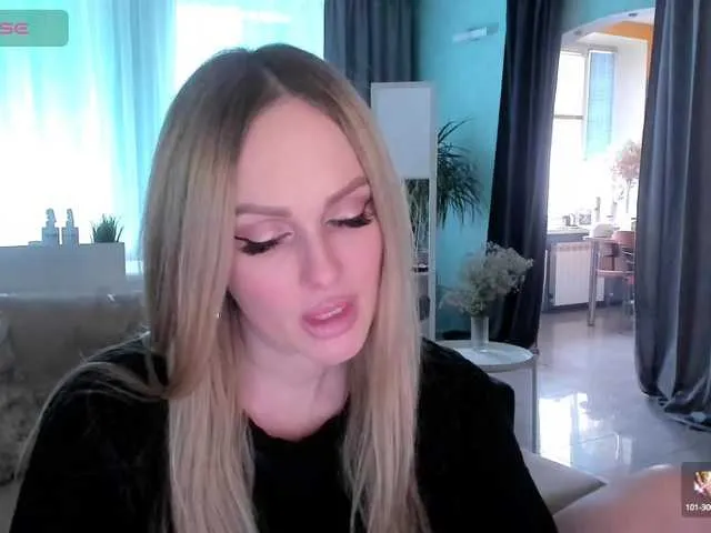 Live sex webcam photo for LibbyNora #290574692