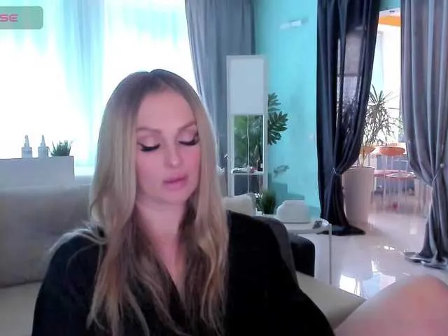 Live sex webcam photo for LibbyNora #291008940