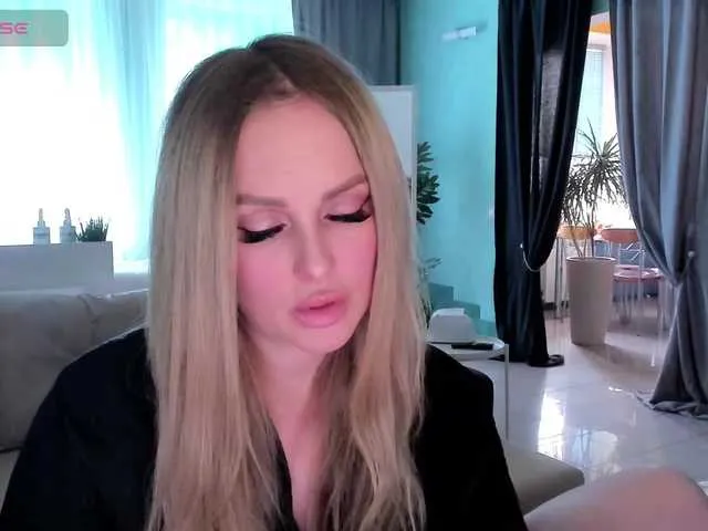 Live sex webcam photo for LibbyNora #291050660