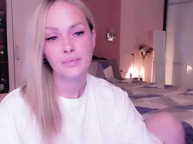 Live sex webcam photo for LibbyNora #292067008