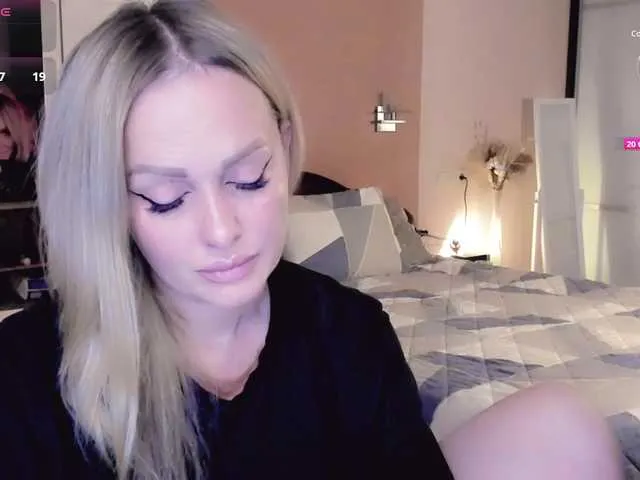 Live sex webcam photo for LibbyNora #292149065