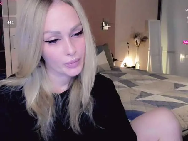 Live sex webcam photo for LibbyNora #292161980