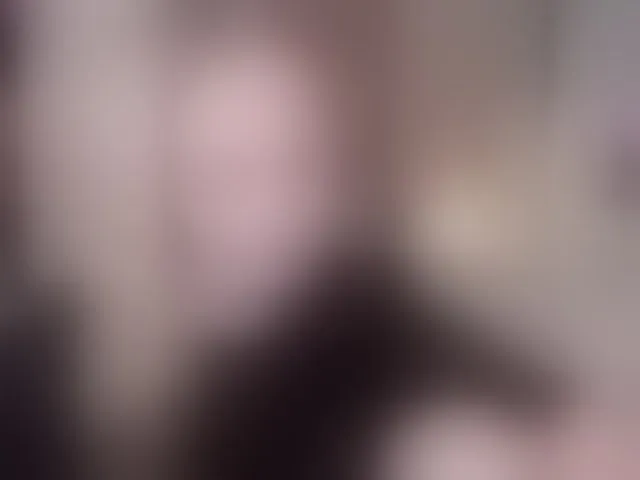Live sex webcam photo for LibbyNora #292835655