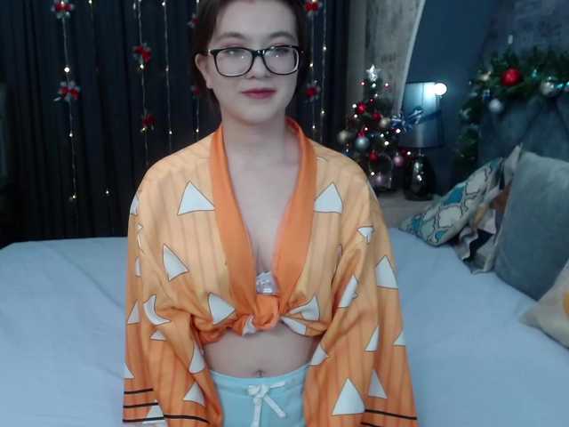 Live sex webcam photo for LichiLoung #271686158