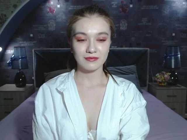 Live sex webcam photo for LichiLoung #272389521